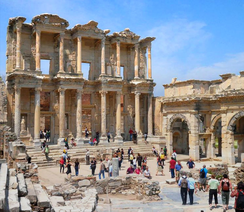 Explore the allure of Ancient Ephesus like a local